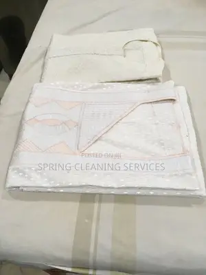 Expert Laundry and Dry Cleaning Services
