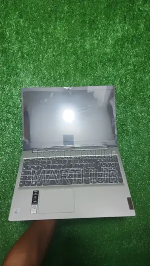 Laptop Lenovo Ideapad 3 8GB Intel Core i5 HDD+SSD 256GB