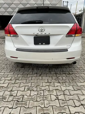Toyota Venza Limited 2010 White