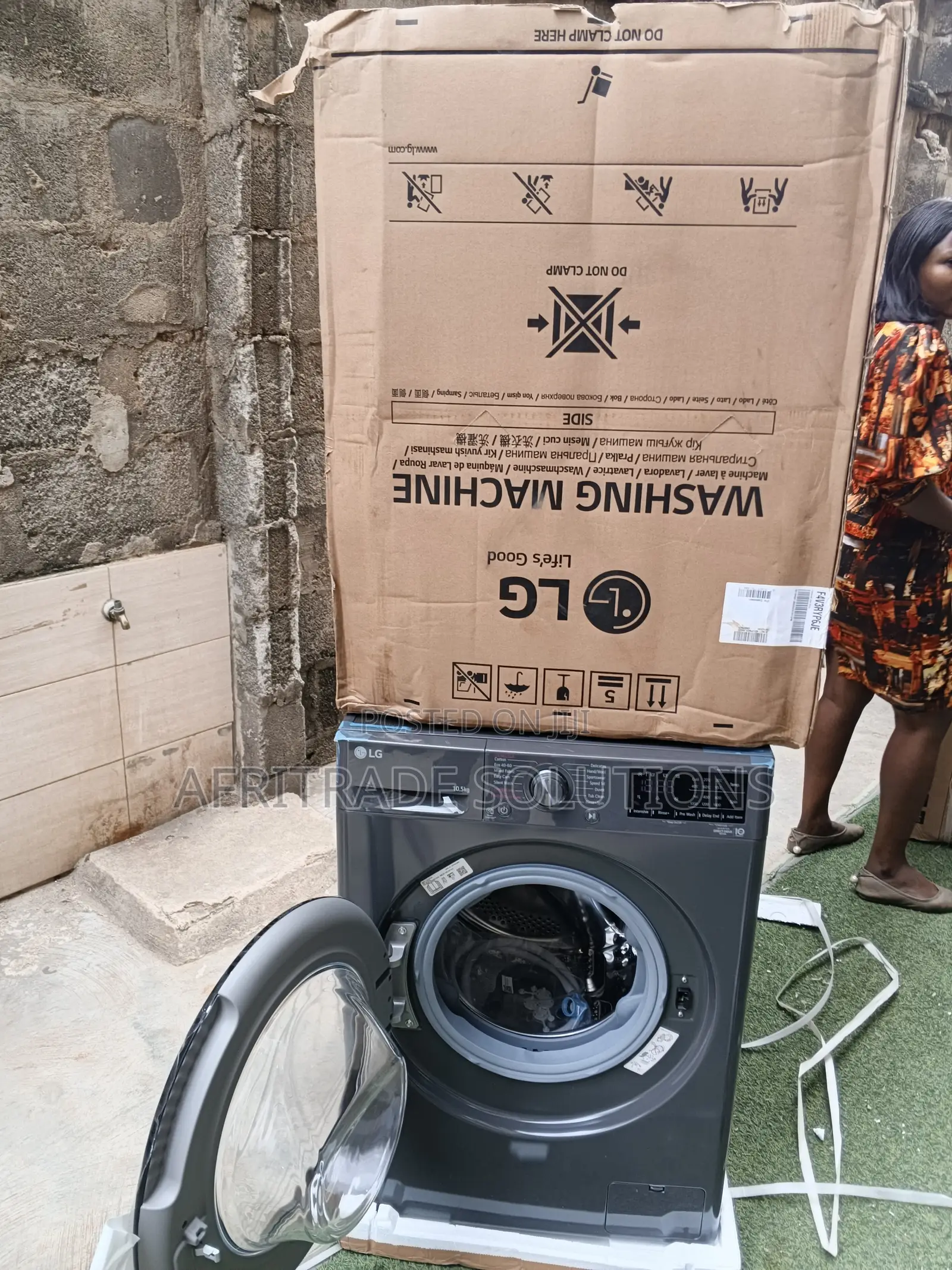 Lg 10.5kg Automatic Front Load Laundry Washer