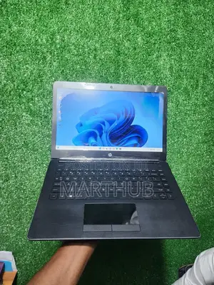 Laptop HP 4GB Intel Core i3 HDD+SSD 140GB
