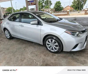 Toyota Corolla LE 4dr Sedan (1.8L 4cyl CVT) 2016 Silver