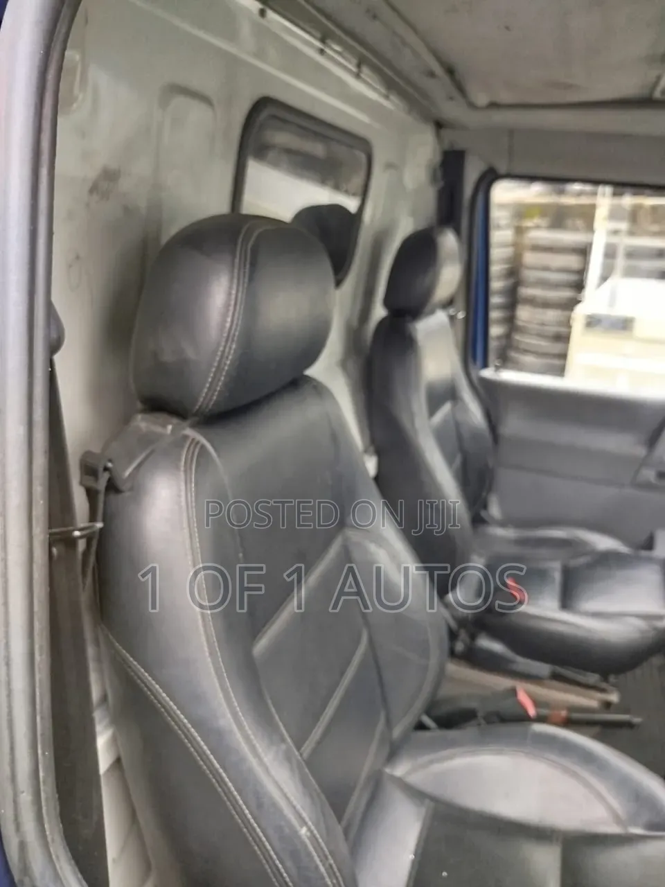 Volkswagen Transporter 2005 Yellow