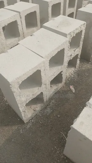 Solid Concrete Blocks for Sale