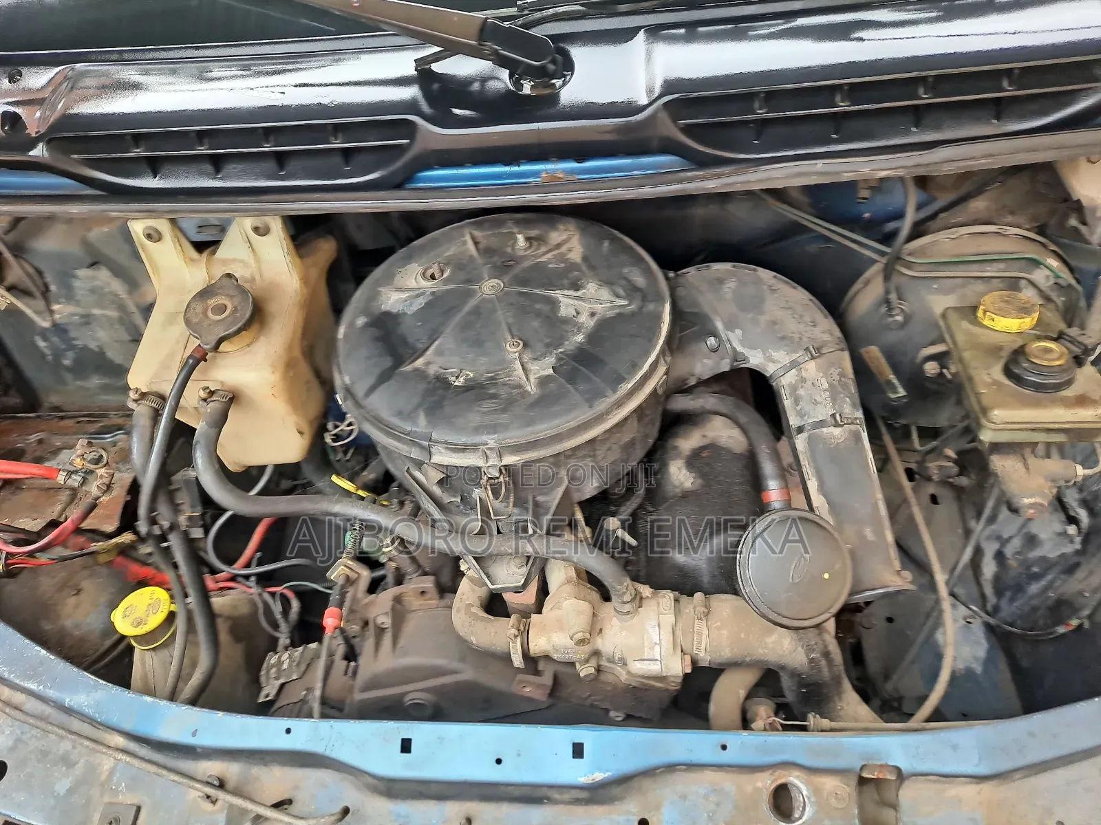 Ford Transit 2000 Blue