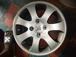 Quality Tokunbo, New Car Tyres Available.