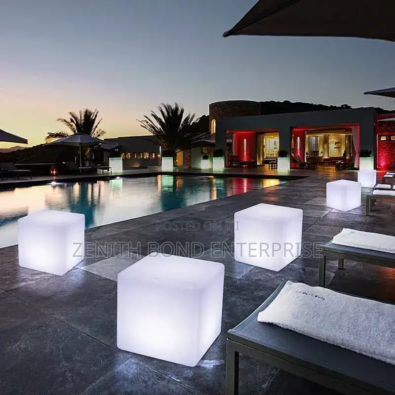 Flook Lamp