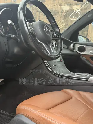Mercedes-Benz GLC-Class 2020 Red
