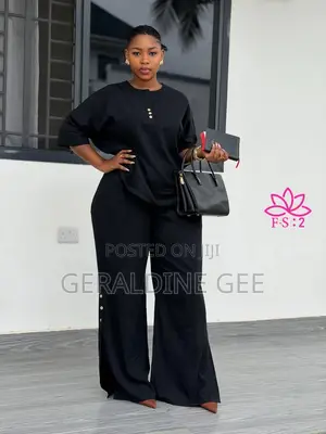 Queens That Like Unique, Authentic Attractive Dress Am at Ur Service