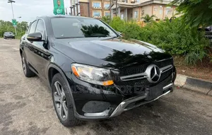 Mercedes-Benz GLC-Class 2017 Black
