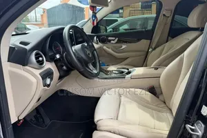 Mercedes-Benz GLC-Class 2017 Black
