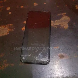 Tecno Spark 4 32 GB Purple