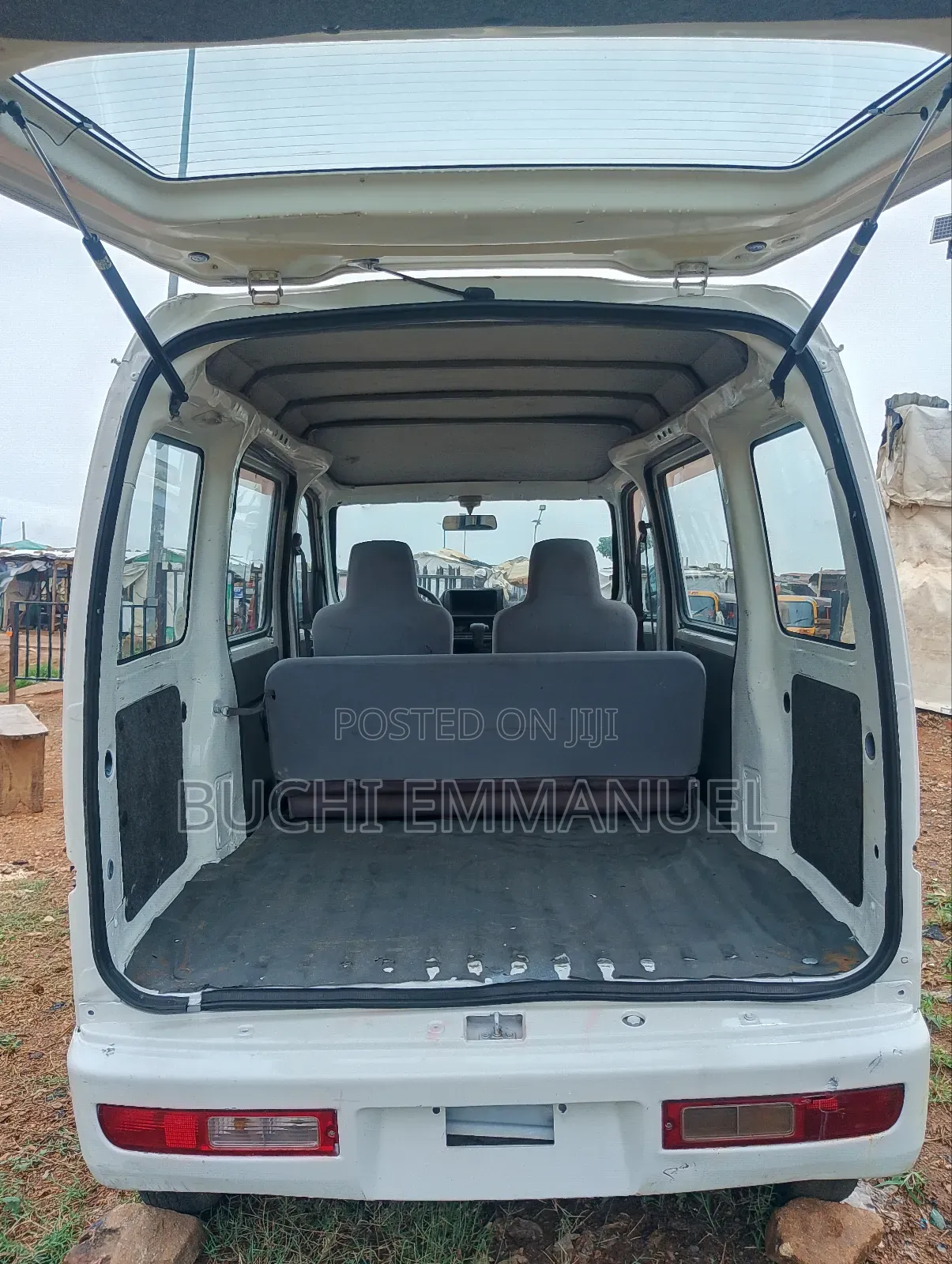Daihatsu Hijet 2005 White