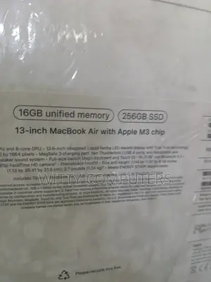 New Laptop Apple MacBook Air 2024 M3 13-inch 16GB Apple M3 SSD 256GB