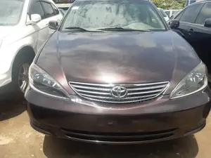 Toyota Camry 2004 Burgundy