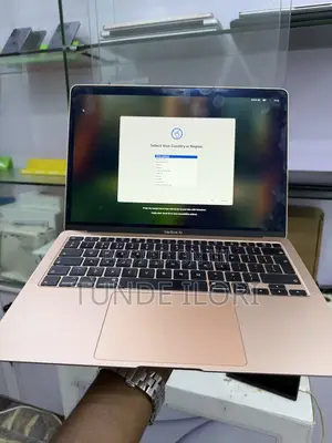 Laptop Apple MacBook Air 2020 8GB Intel Core i5 SSD 512GB