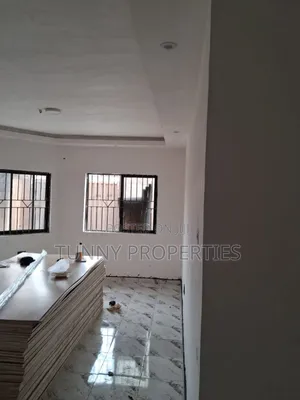 3bdrm Apartment in Sunday Farm Estate, Mangoro for rent