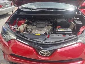 Toyota RAV4 2015 Red