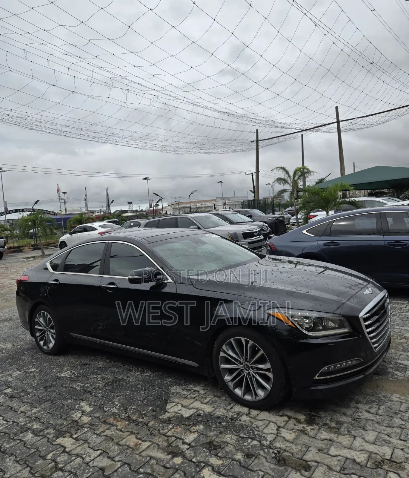 Hyundai Genesis 2016 Black