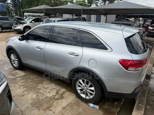 Kia Sorento 2017 Silver