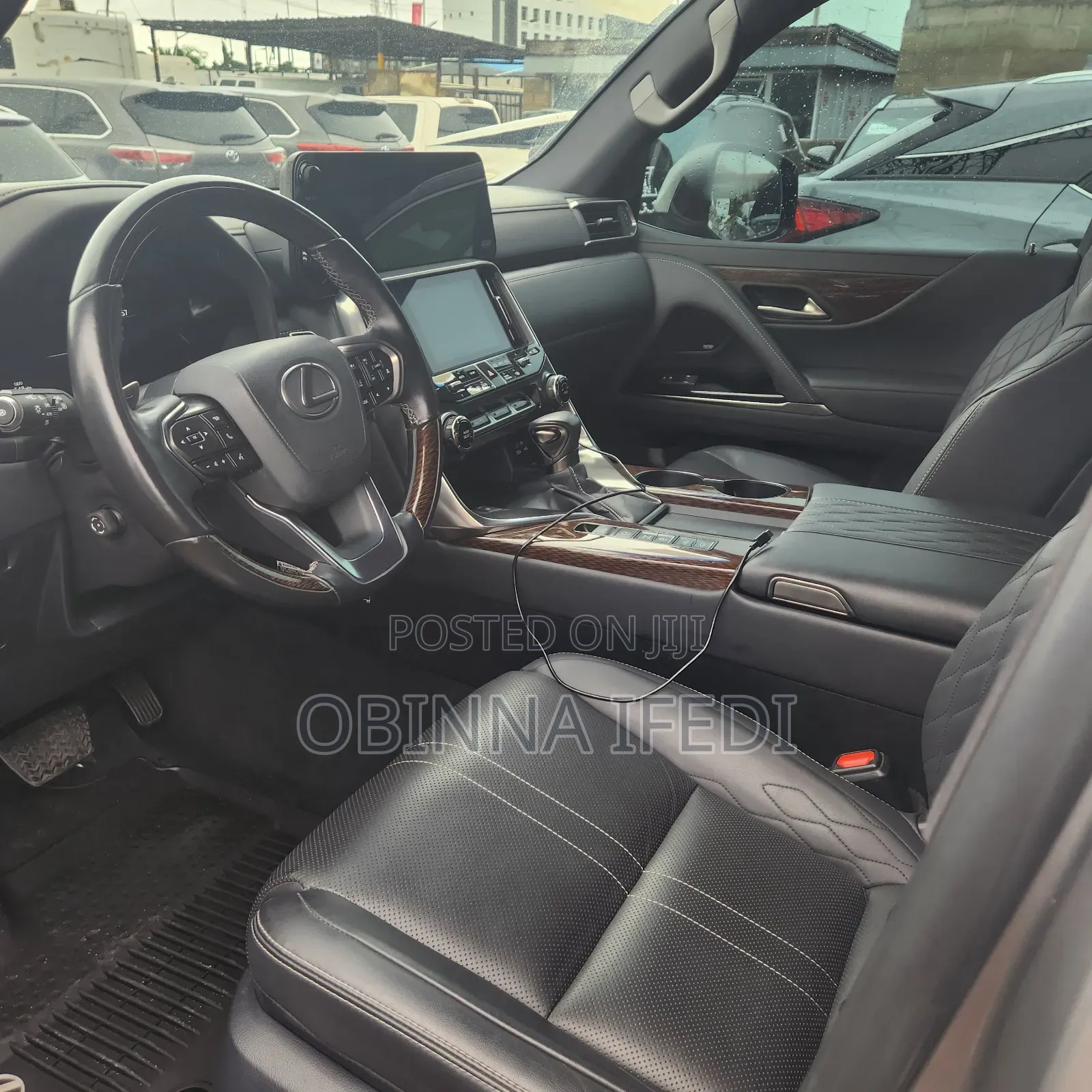 Lexus LX 600 2023 Gold
