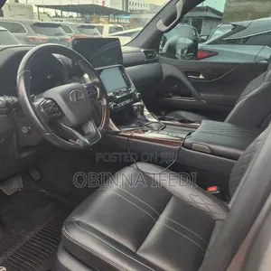 Lexus LX 600 2023 Gold