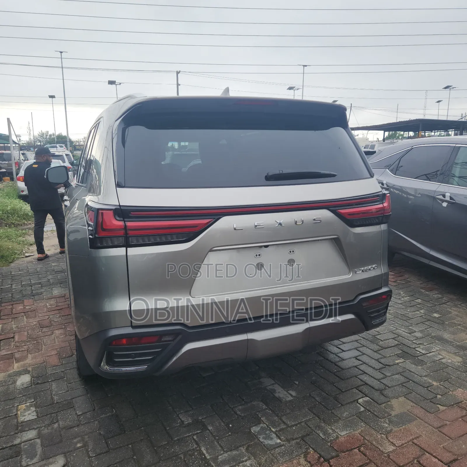 Lexus LX 600 2023 Gold
