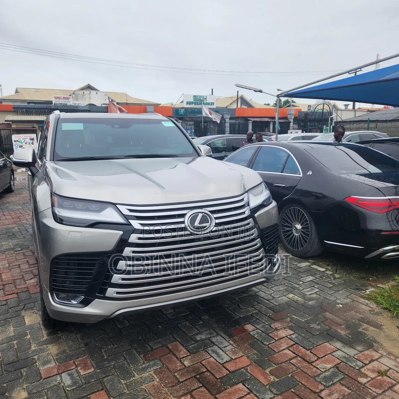 Lexus LX 600 2023 Gold