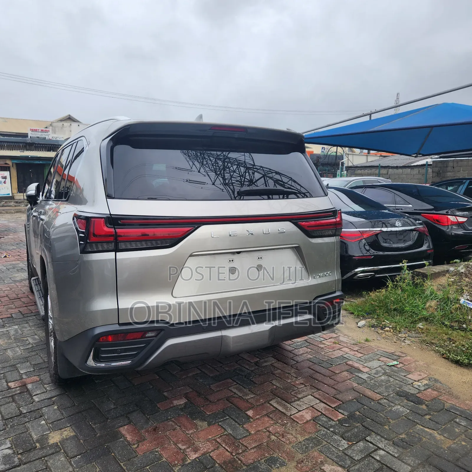 Lexus LX 600 2023 Gold