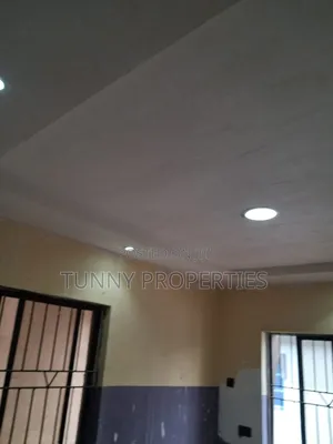 4bdrm Apartment in Sunday Farm Estate, Mangoro for rent