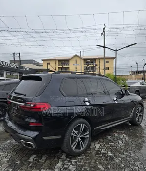 BMW X7 M50i 2021 Blue