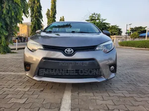 Toyota Corolla 2015 Gray