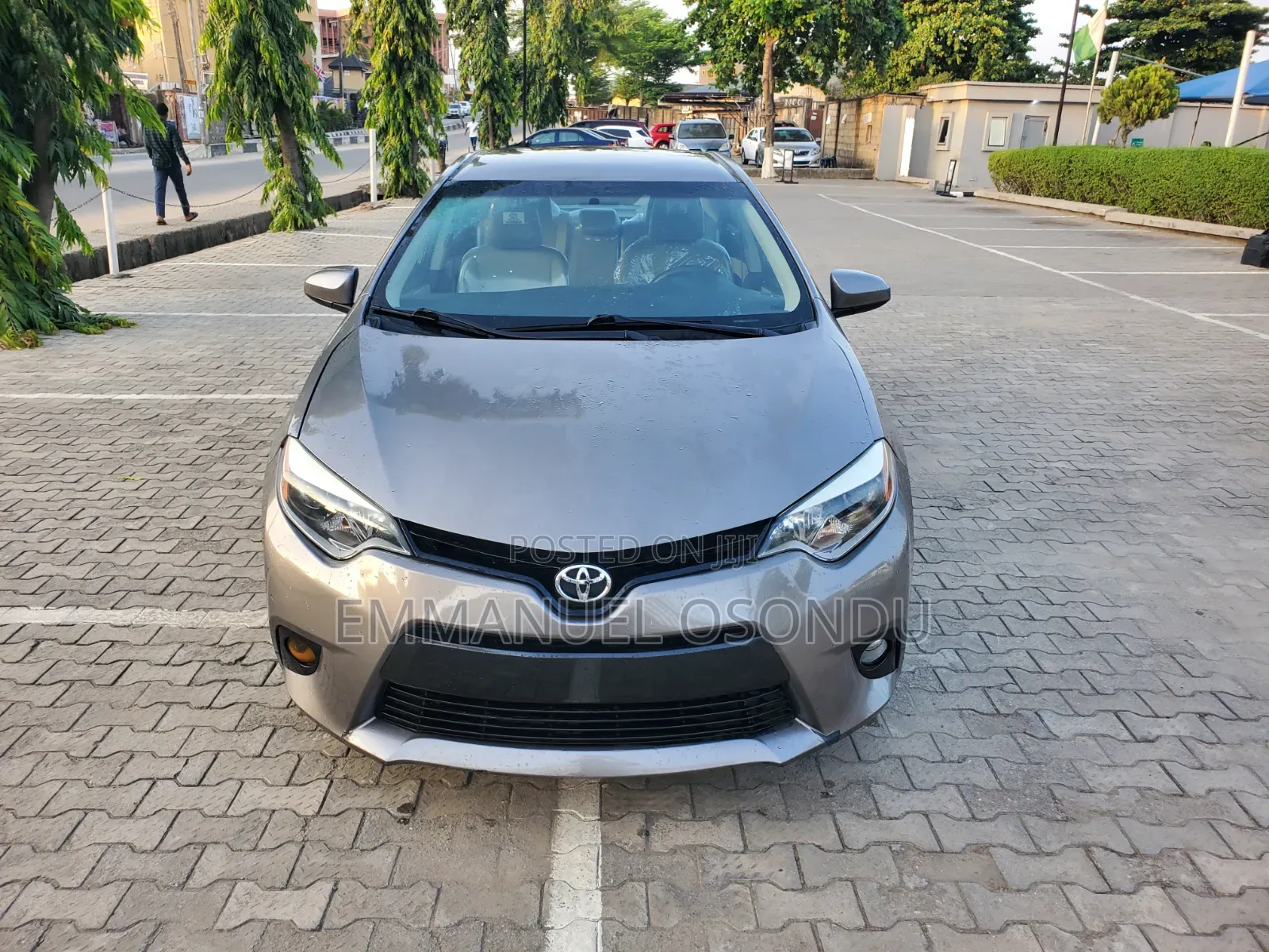 Toyota Corolla 2015 Gray