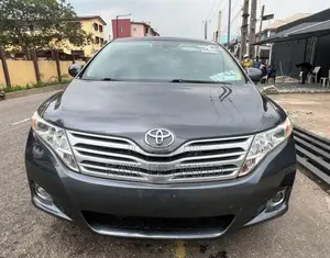 Toyota Venza AWD 2011 Gray