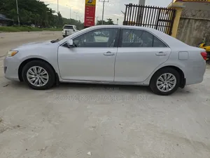 Toyota Camry 2014 Silver