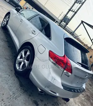 Toyota Venza Limited 2012 Silver
