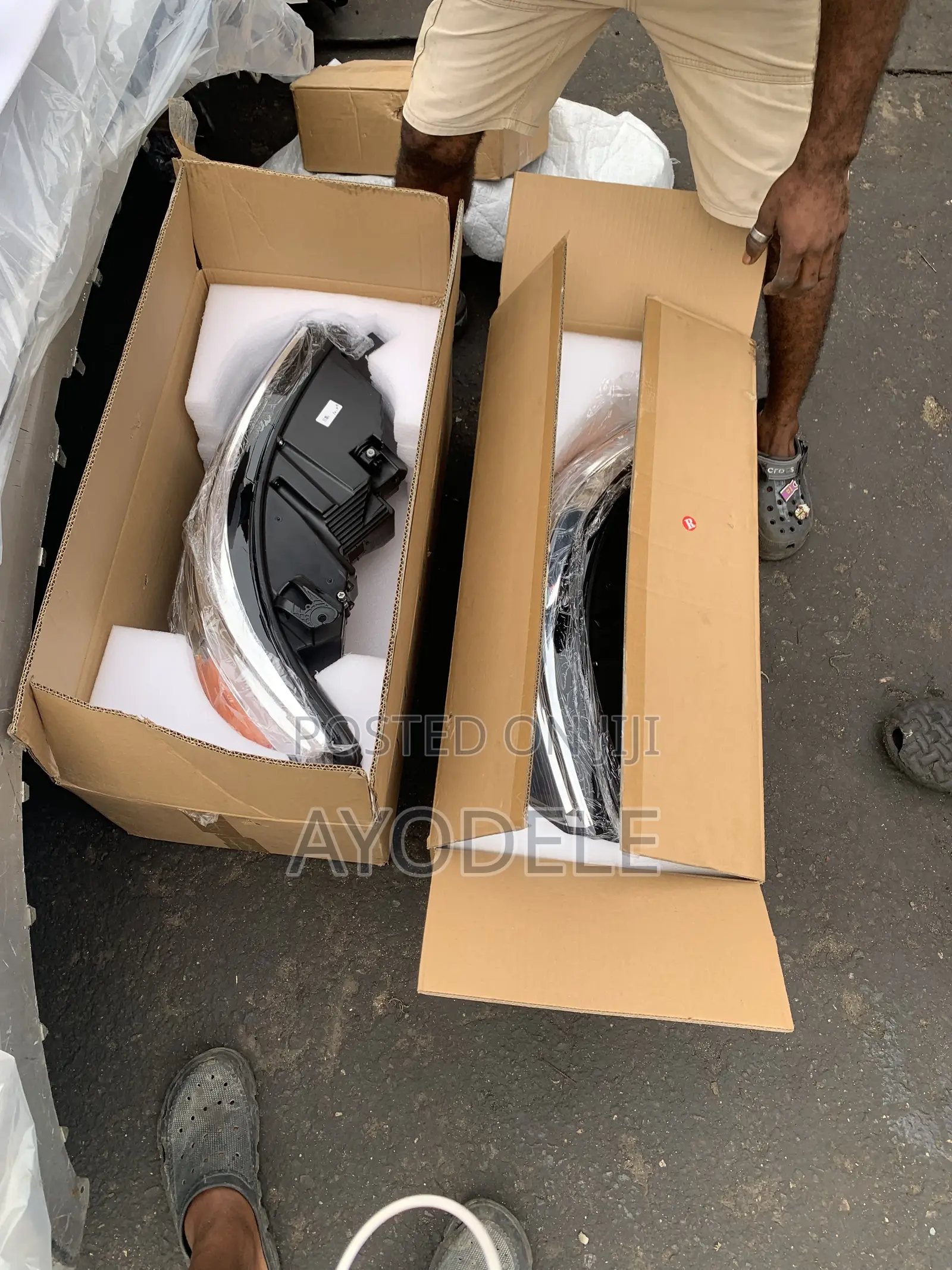 Headlights Explorer 2020 Charger Type