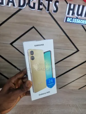New Samsung Galaxy A06 64 GB Gold