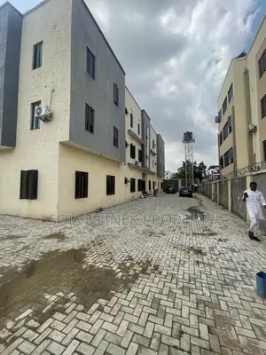 3bdrm Block of Flats in Jahi for rent