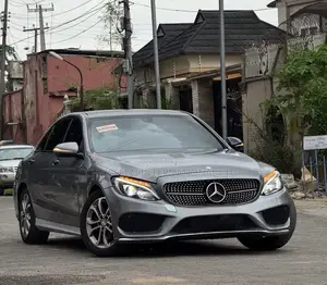 Mercedes-Benz C300 2016 Gray