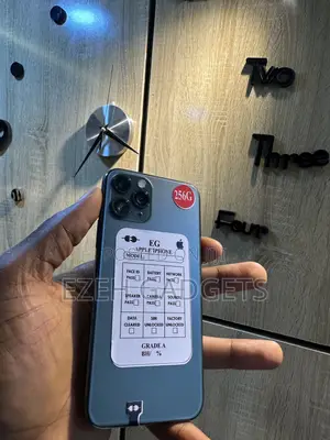 New Apple iPhone 11 Pro 256 GB Green