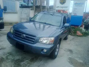 Toyota Highlander 2004 Blue