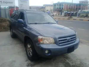 Toyota Highlander 2004 Blue