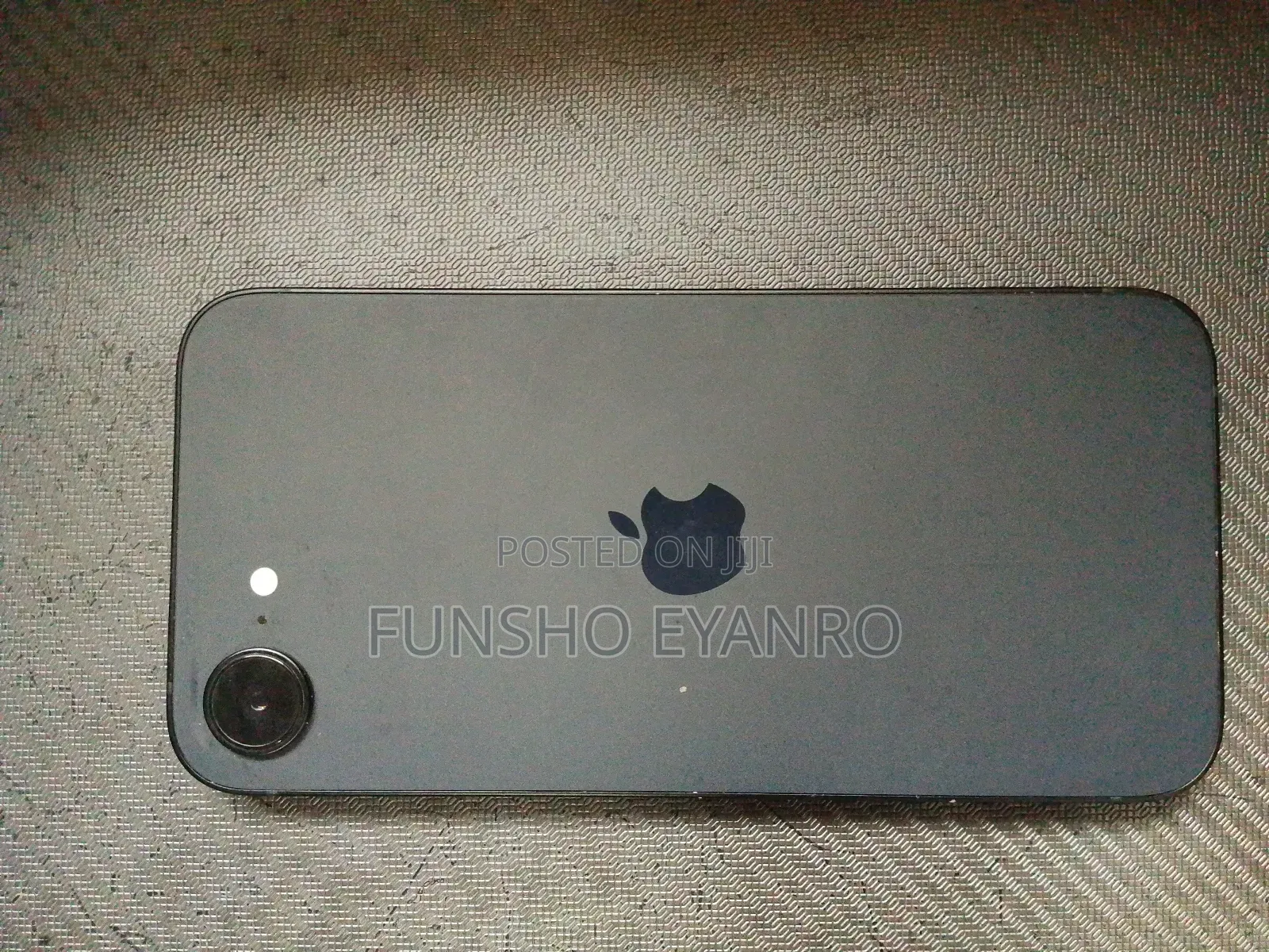 Apple iPhone 16e 128 GB Gray