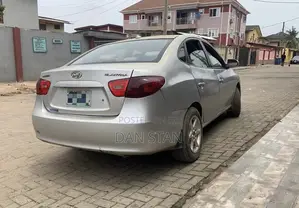 Hyundai Elantra 2009 Silver