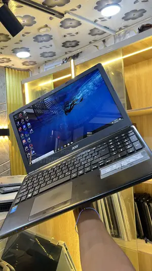 Laptop Acer Aspire E15 8GB Intel Core i5 HDD 320GB