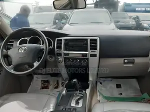 Toyota 4-Runner 2005 Silver