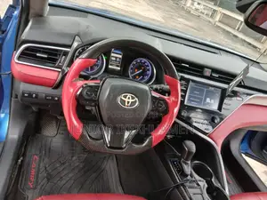 Toyota Camry 2018 Blue