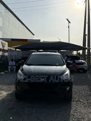 Hyundai Tucson 2011 Black