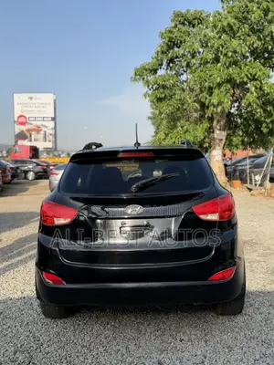 Hyundai Tucson 2011 Black